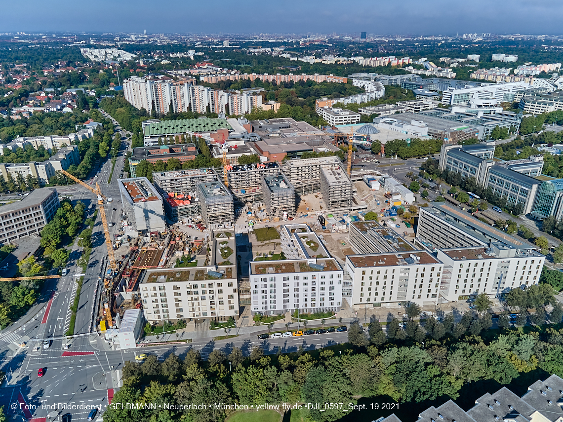 19.09.2021 - Perlach Plaza und Umgebung in Neuperlach 